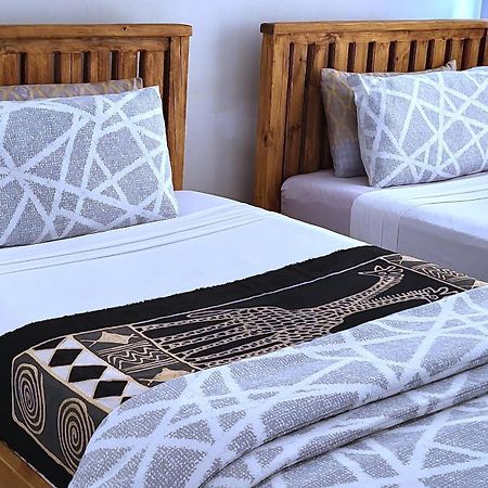 Appartamento Maun Luxury Oasis Esterno foto